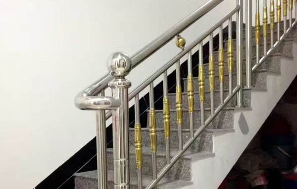 欧洲买球楼梯扶手